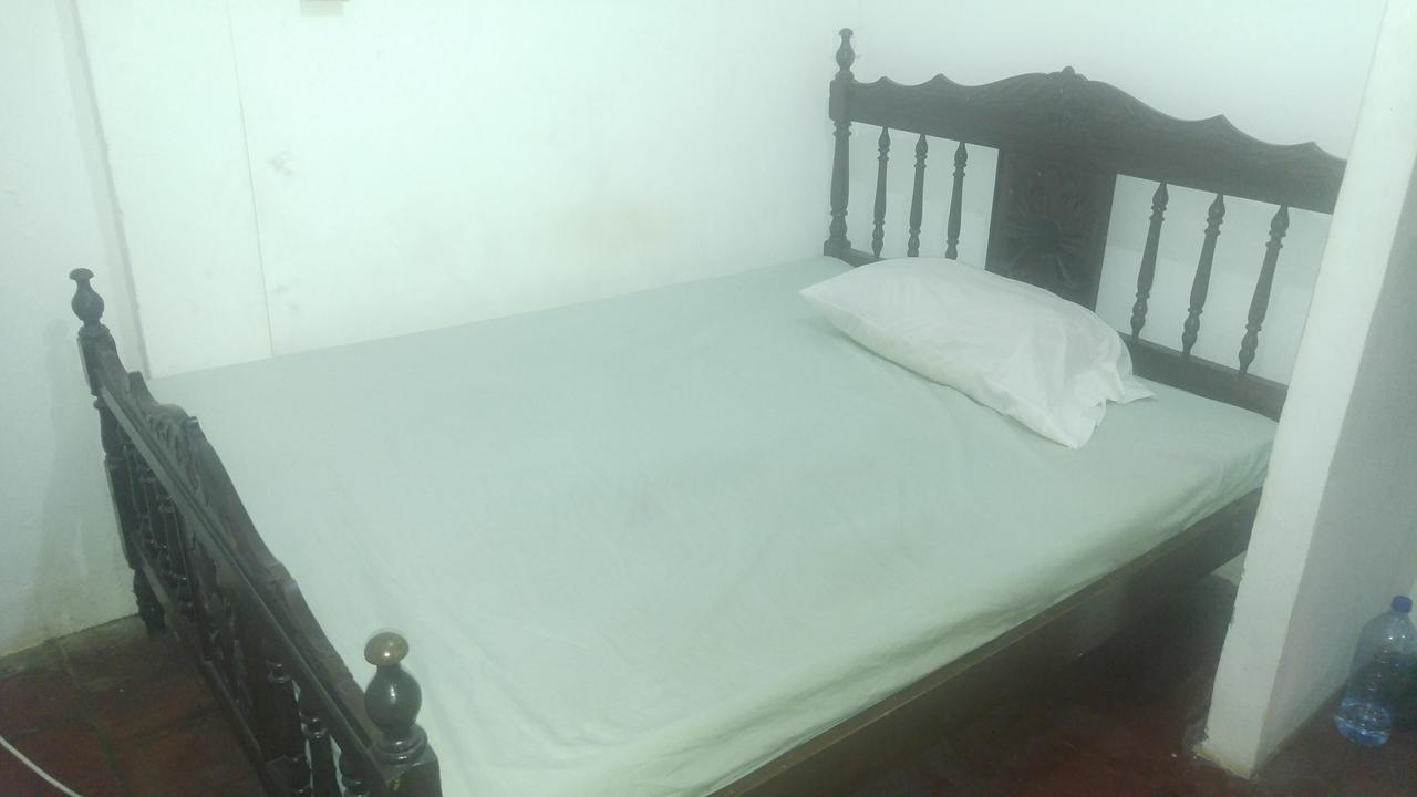 Casa Nica Leon Hostel Rum bild